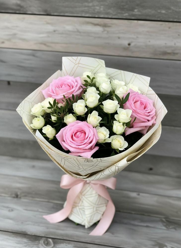 Букет цветов из: Розы в Поселке имени Свердлова