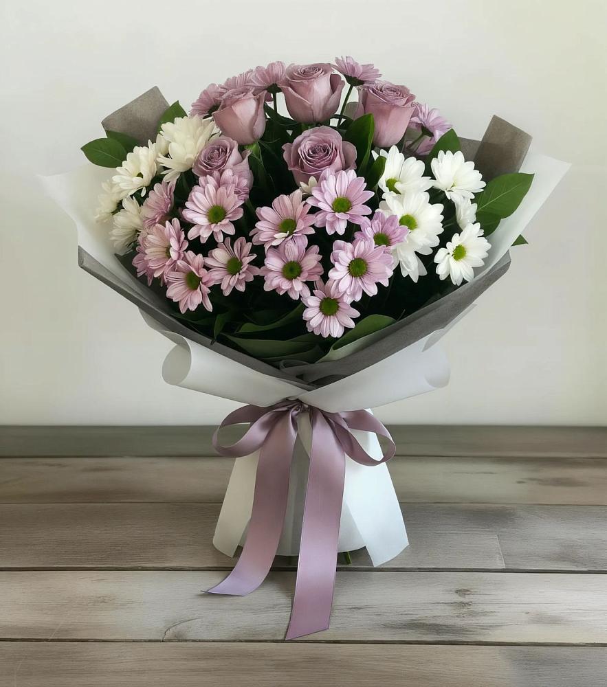 Букет цветов из: Хризантемы и Розы в Поселке имени Свердлова