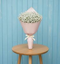 Букет цветов из:  Гипсофила в Поселке имени Свердлова