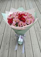 Букет цветов из:  Альстромерии в Поселке имени Свердлова