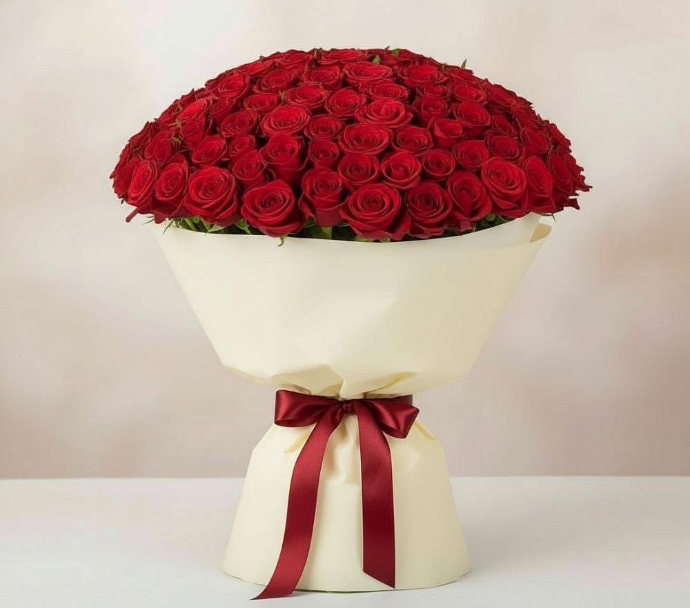 Букет 101 Красная роза Милано в Поселке имени Свердлова