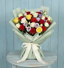 Букет цветов из:  Розы в Поселке имени Свердлова