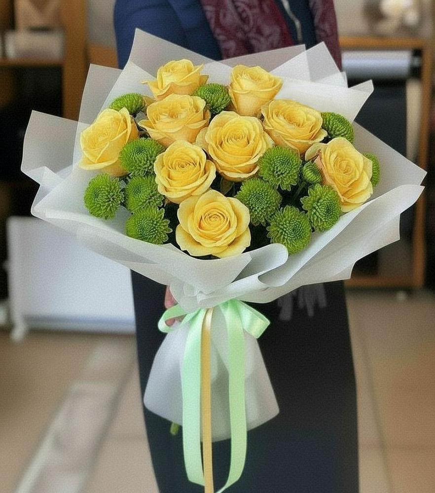 Букет цветов из: Хризантемы и Розы в Поселке имени Свердлова