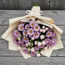 Букет цветов из:  Розы и Хризантемы в Поселке имени Свердлова