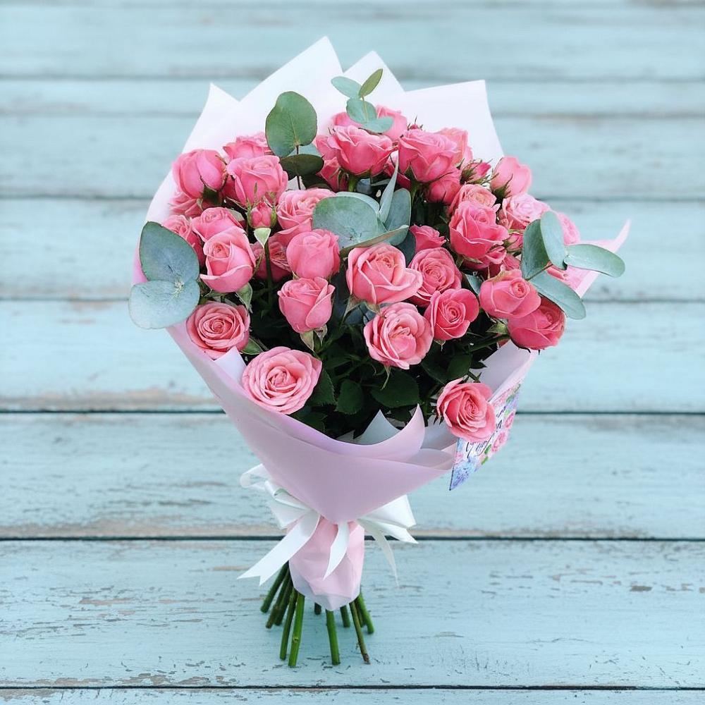 Букет Леди совершенство в Поселке имени Свердлова