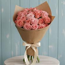 Букет цветов из:  Розы в Поселке имени Свердлова