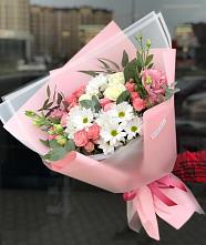 Букет цветов из:  Розы, Лизиантусы и Хризантемы в Поселке имени Свердлова