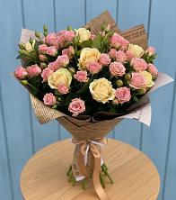 Букет цветов из:  Розы в Поселке имени Свердлова