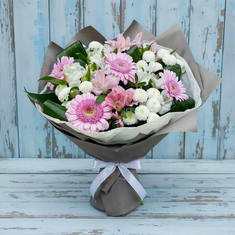 Букет цветов из: Герберы, Альстромерии и Хризантемы в Поселке имени Свердлова