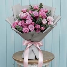 Букет цветов из:  Розы в Поселке имени Свердлова